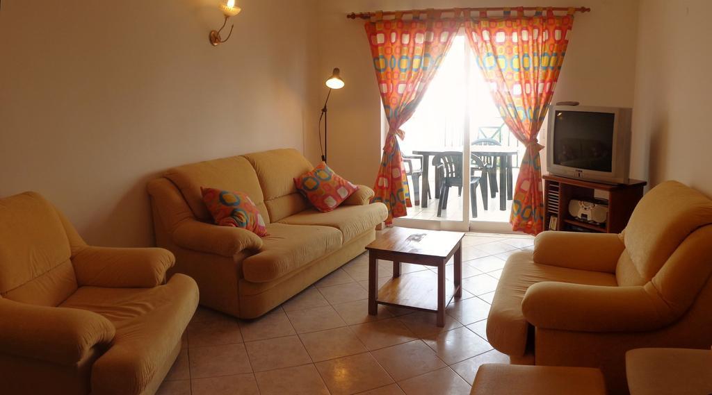 Apartamento Avenida Da Liberdade 알부페이라 객실 사진